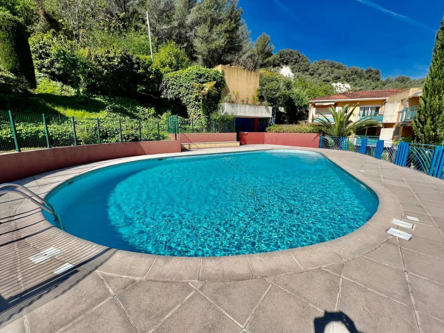 Quiet Studio Swimming Pool Roquebrune Esterno foto